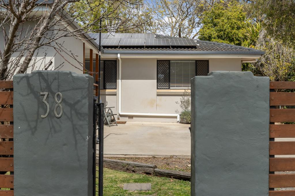 38 Weetwood St, Newtown, QLD 4350