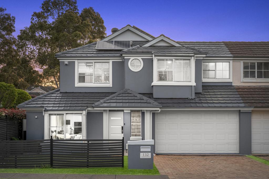 132 HARRINGTON AVE, CASTLE HILL, NSW 2154