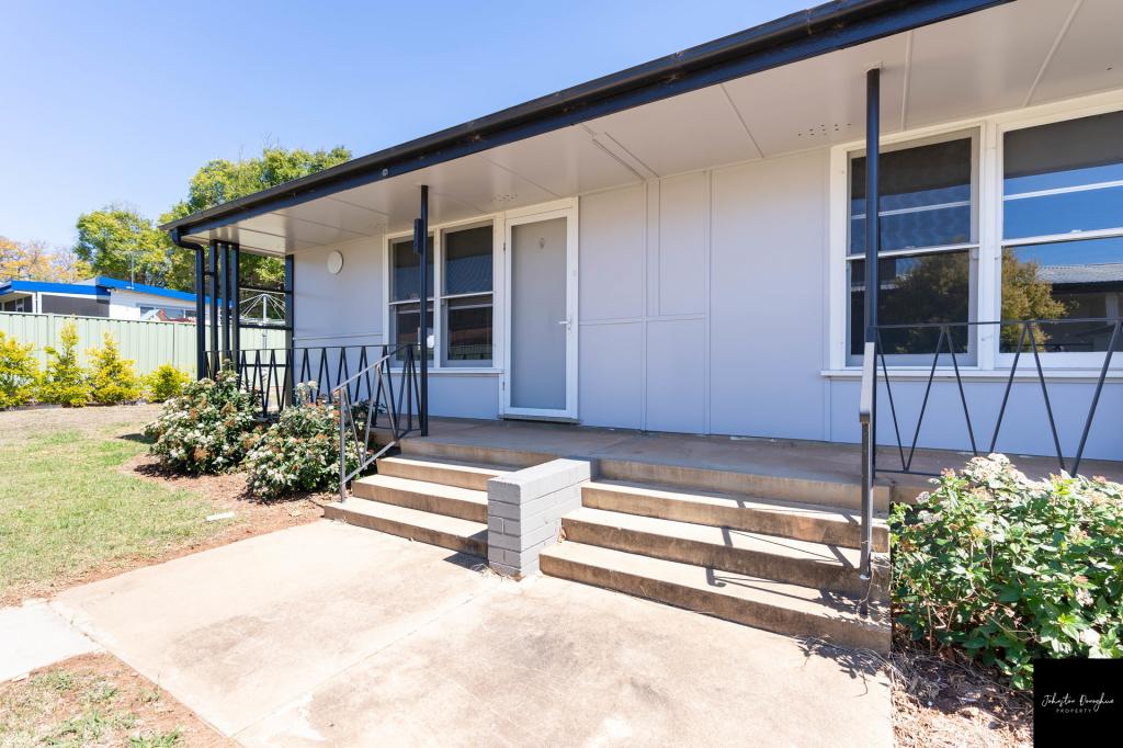 2/11 Little Beulah St, Gunnedah, NSW 2380
