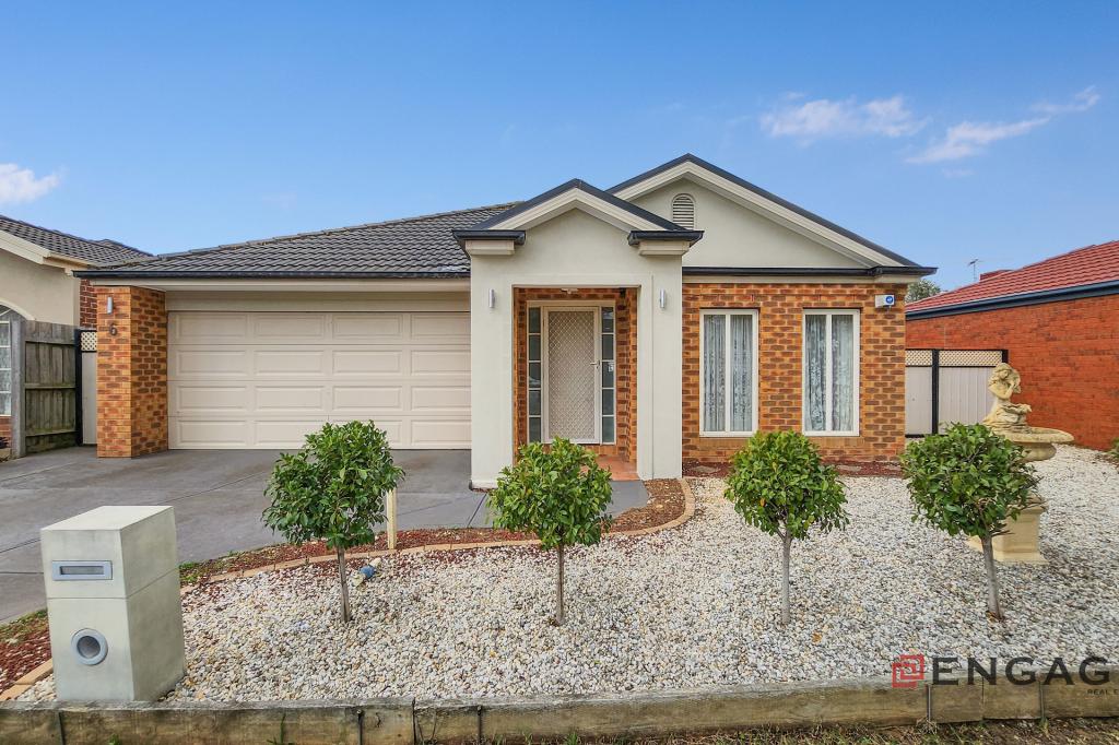 6 DUSKY CRES, TARNEIT, VIC 3029