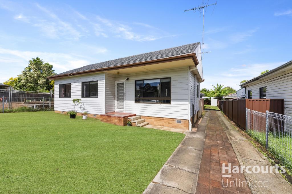 4-4a Matthew Cres, Blacktown, NSW 2148