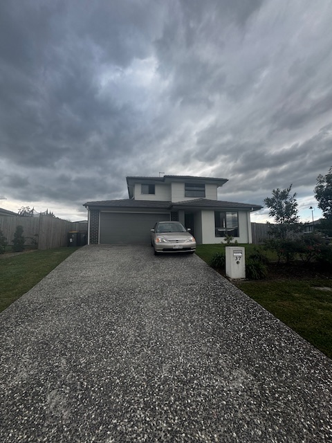 37 Mary Cres, Rosewood, QLD 4340