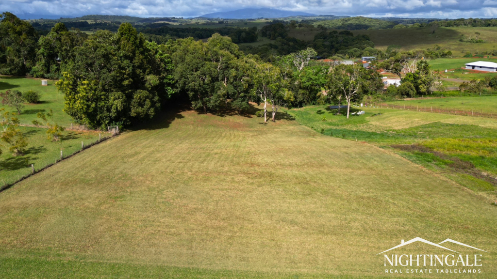 19 Bragg Cl, Malanda, QLD 4885