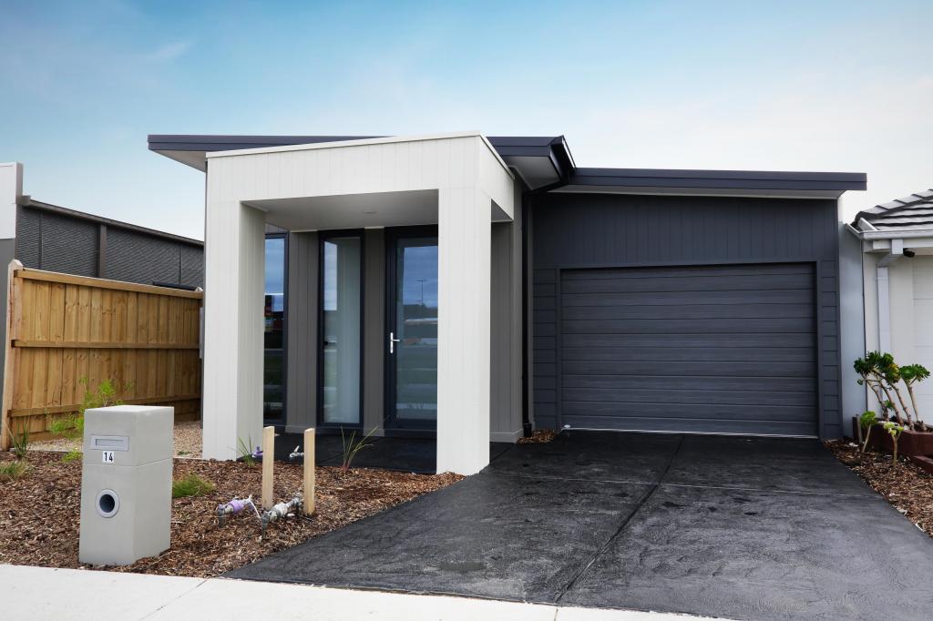 14 Rooney Rd, Clyde North, VIC 3978