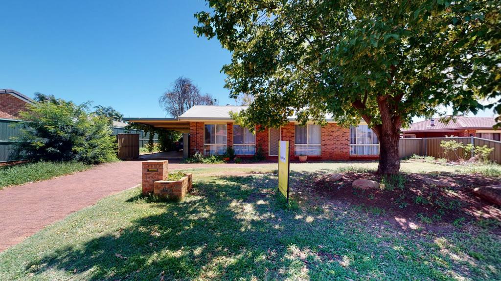 63 Sturt Cir, Dubbo, NSW 2830