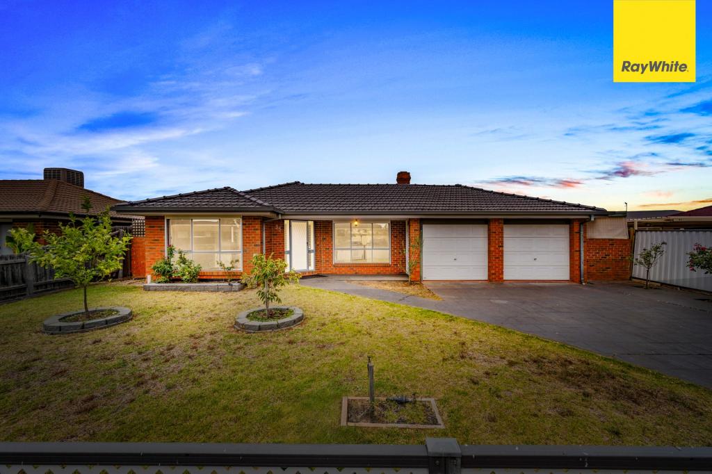 35 Stanley Cres, Brookfield, VIC 3338