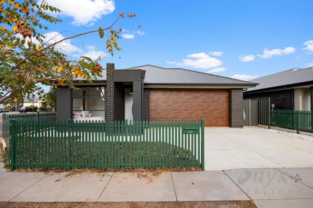 30 Golfview Dr, Munno Para, SA 5115