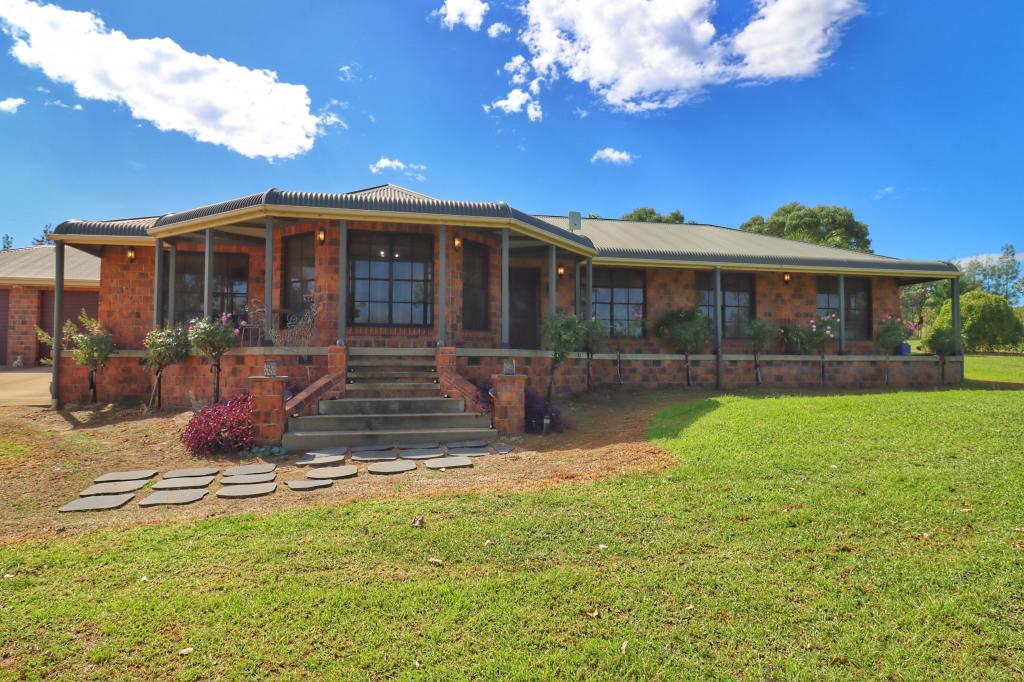 24 Saines Estate Rd, Young, NSW 2594