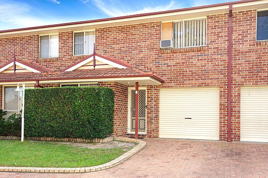 5/44-46 Luttrell St, Glenmore Park, NSW 2745