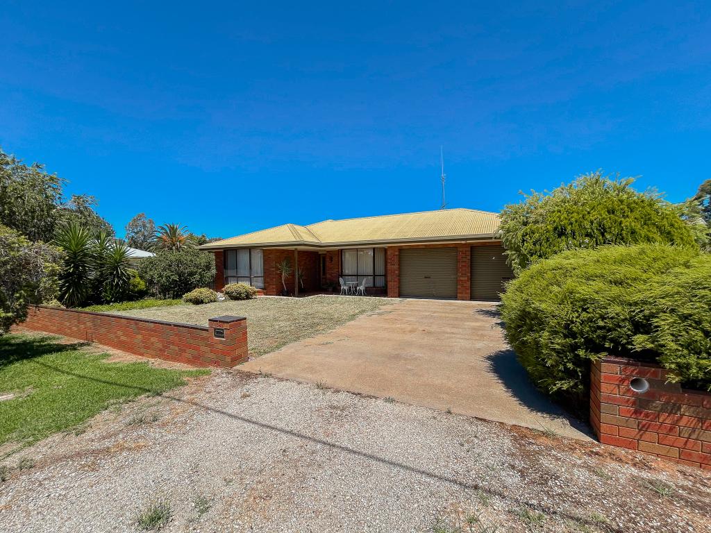 18 Malone St, Boort, VIC 3537