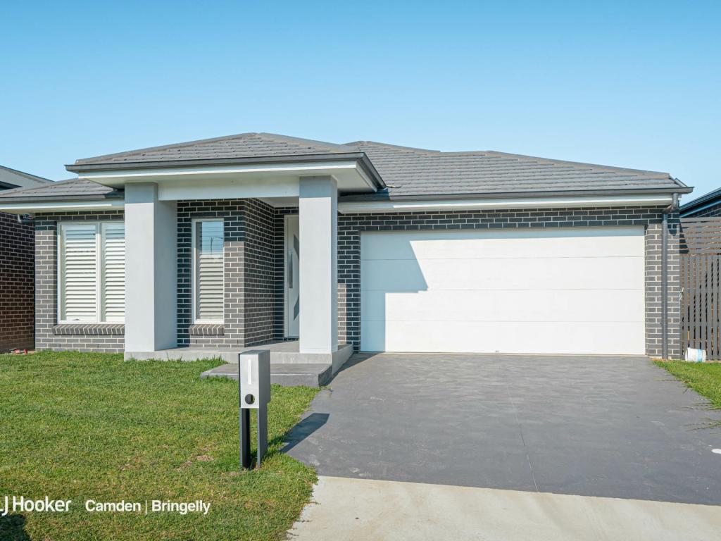 38 Redcap St, Spring Farm, NSW 2570
