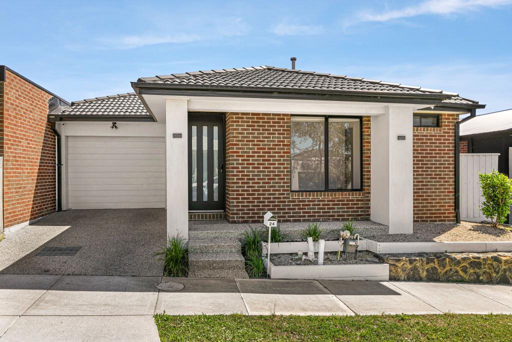 24 Mawson St, Mickleham, VIC 3064