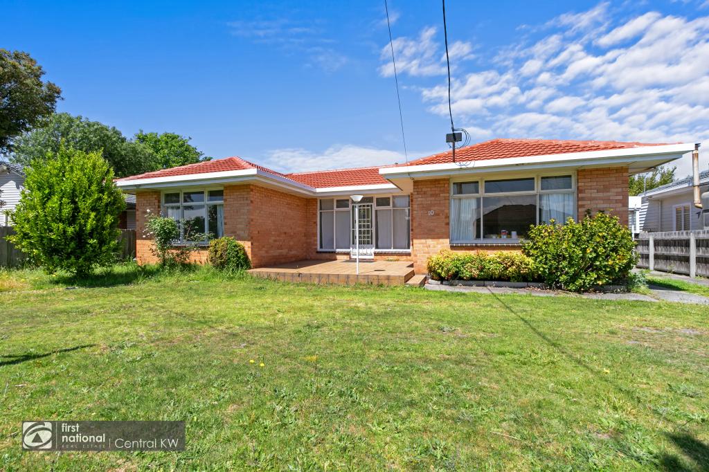 10 VINDON AVE, MORWELL, VIC 3840