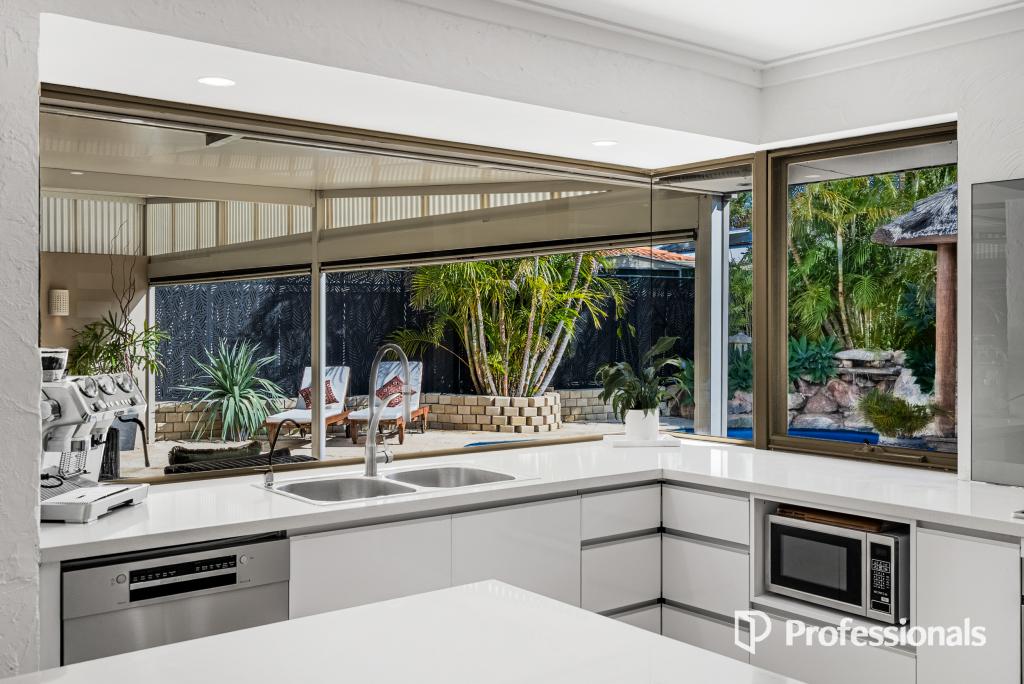 14 Eltham Pl, Kingsley, WA 6026