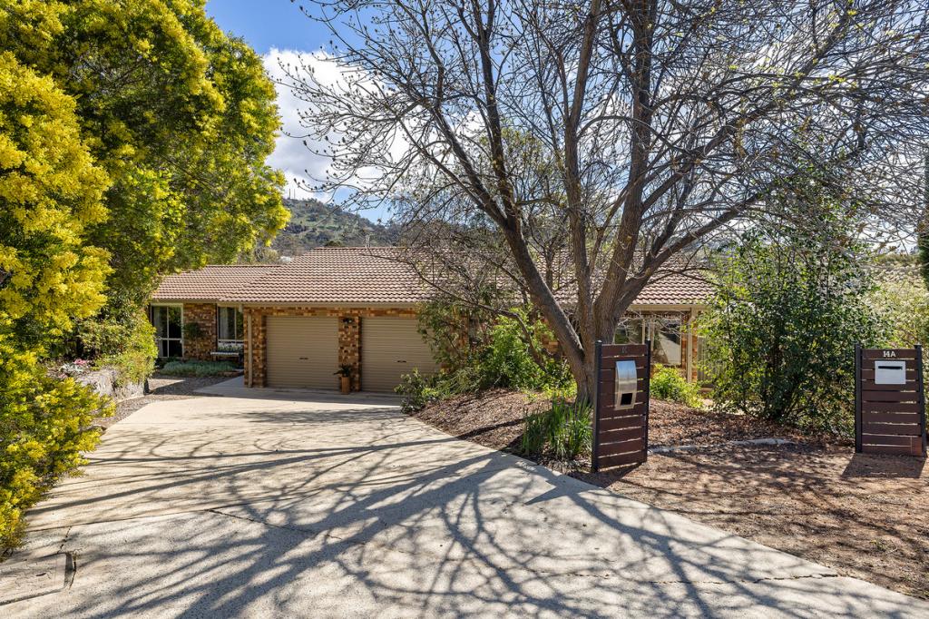 14 & 14a Butlin Pl, Theodore, ACT 2905