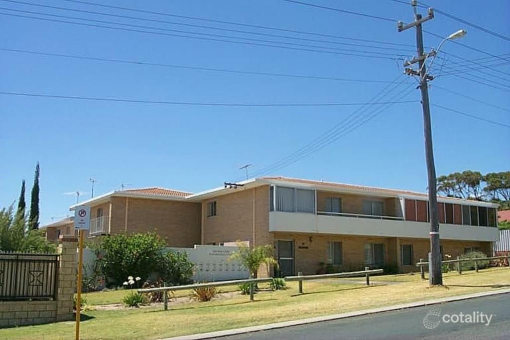 2/32 Hastings St, Scarborough, WA 6019