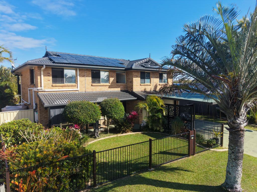 11 Mackerel St, Sandstone Point, QLD 4511