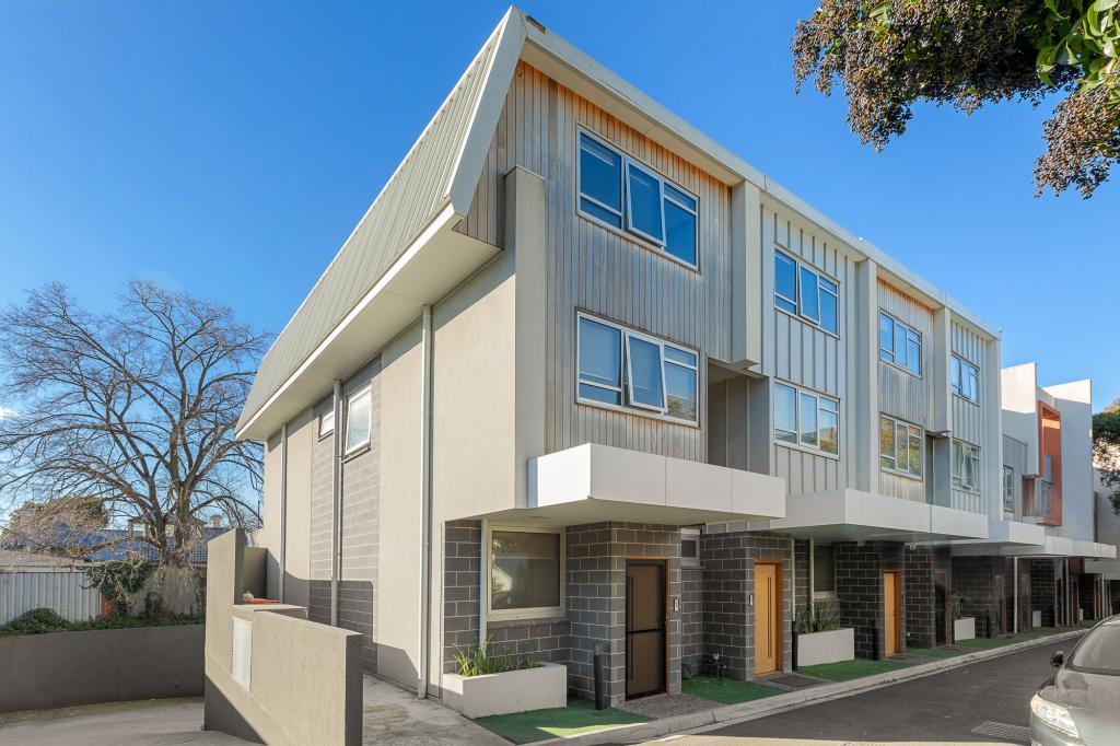 11 Serle Lane, Hawthorn, VIC 3122