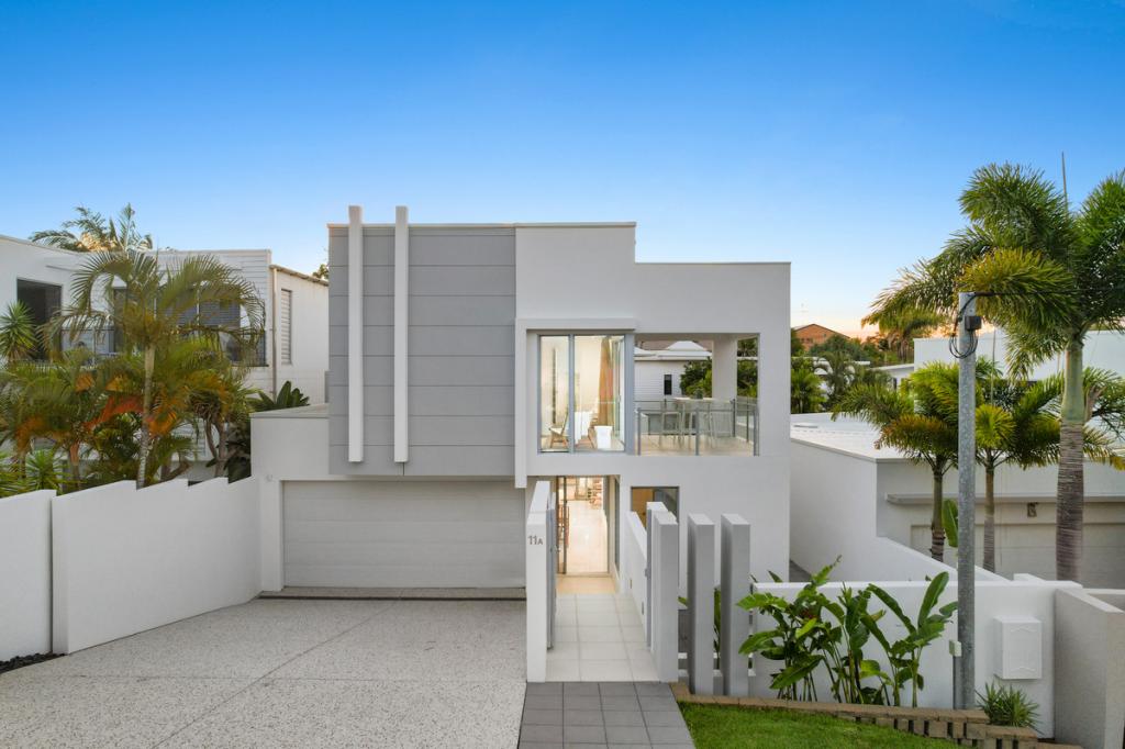 11A LINDSAY ST, ALEXANDRA HEADLAND, QLD 4572