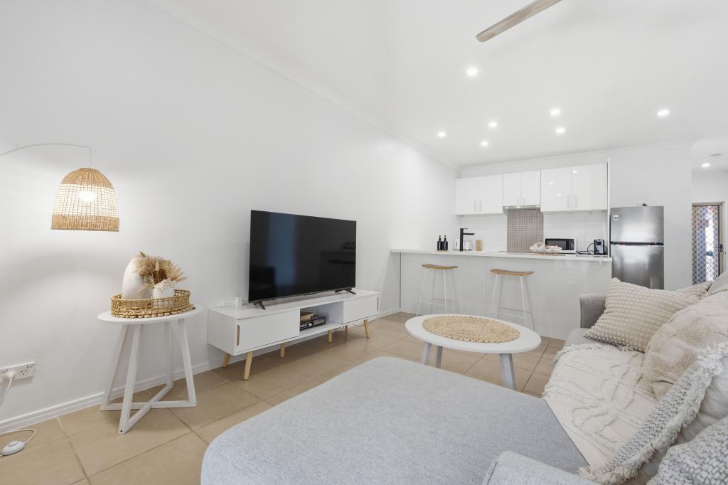 8/5-7 Oyster Ct, Trinity Beach, QLD 4879