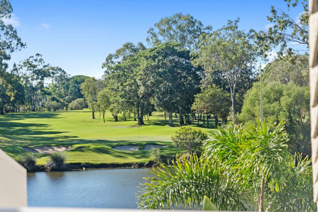 4 Lippit/125 Santa Cruz Bvd, Clear Island Waters, QLD 4226