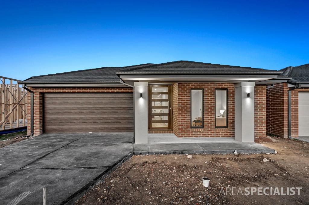 19 LENSING ST, CLYDE NORTH, VIC 3978