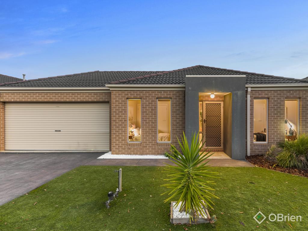 3/137 Ahern Rd, Pakenham, VIC 3810