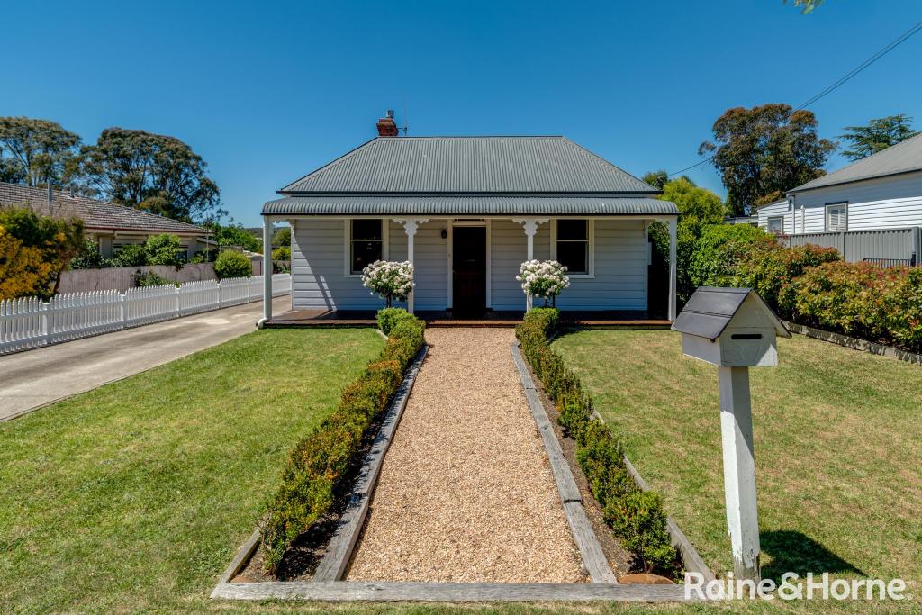 37 REIGN ST, GOULBURN, NSW 2580