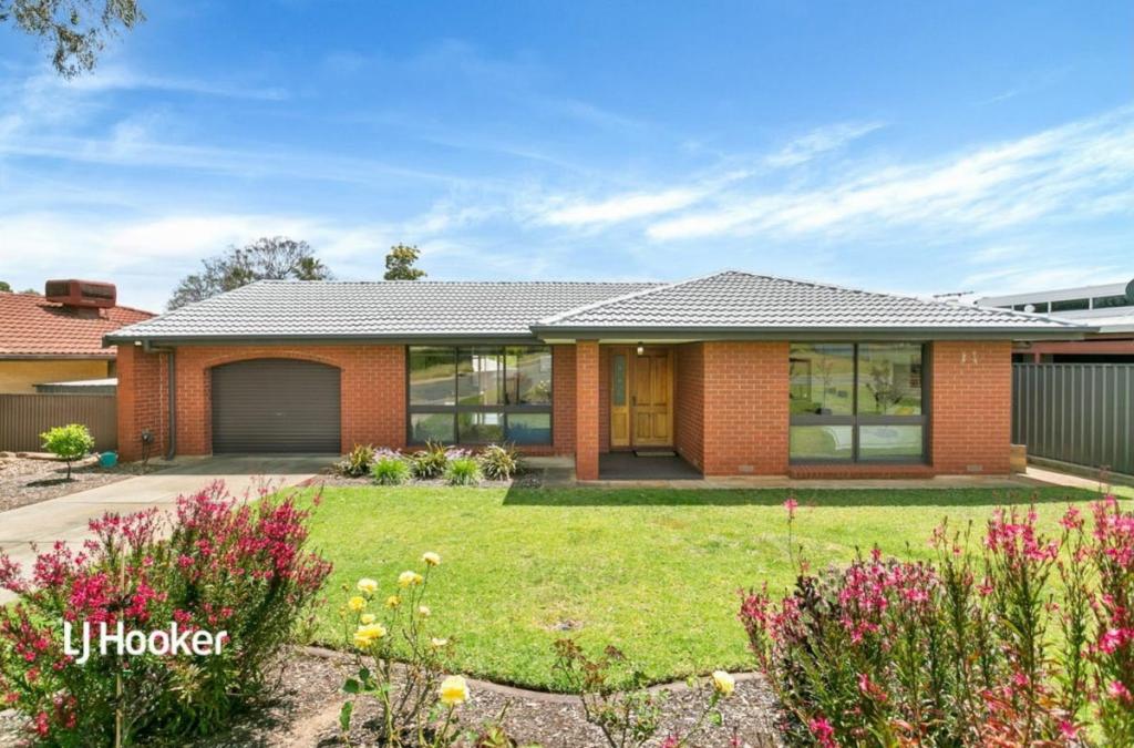 24 Brunel Dr, Modbury Heights, SA 5092