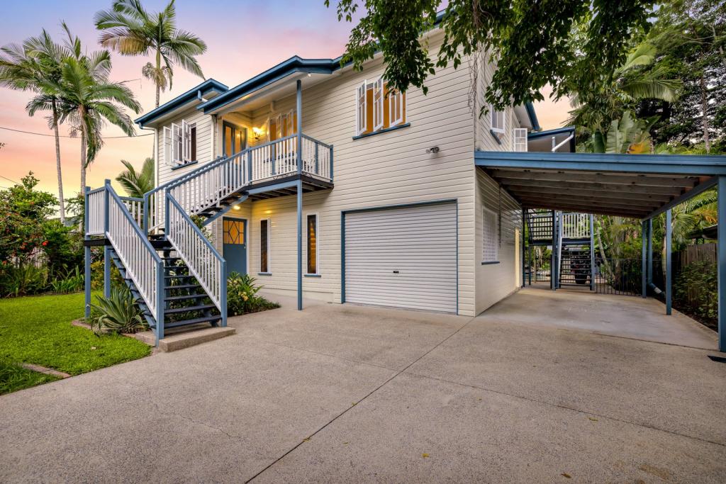 126 Upper Richardson St, Whitfield, QLD 4870