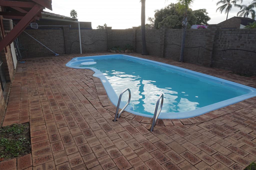 14 Kane St, Kingsley, WA 6026