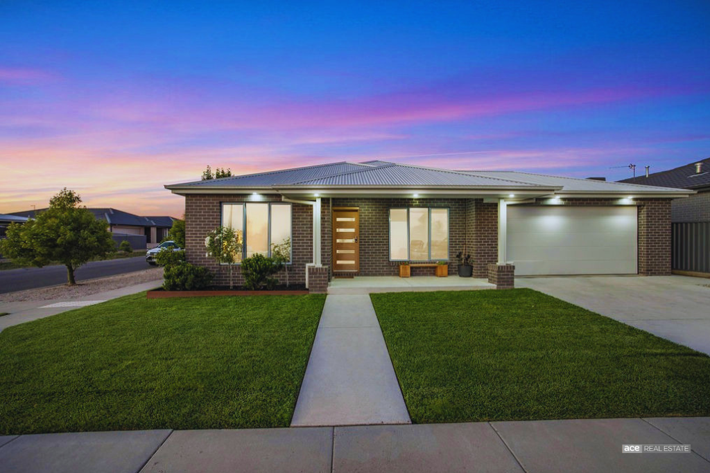 9 Carlow Dr, Alfredton, VIC 3350