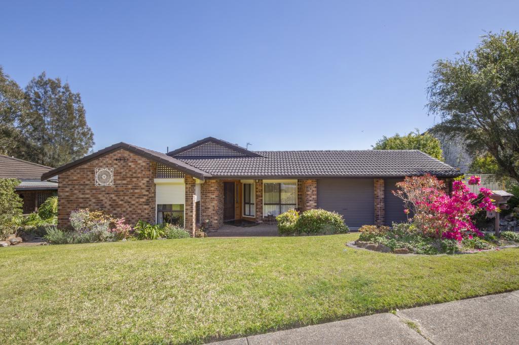 19 Suffolk Dr, Valentine, NSW 2280