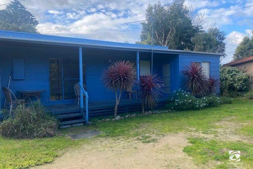 8 Eleventh Pde, Raymond Island, VIC 3880