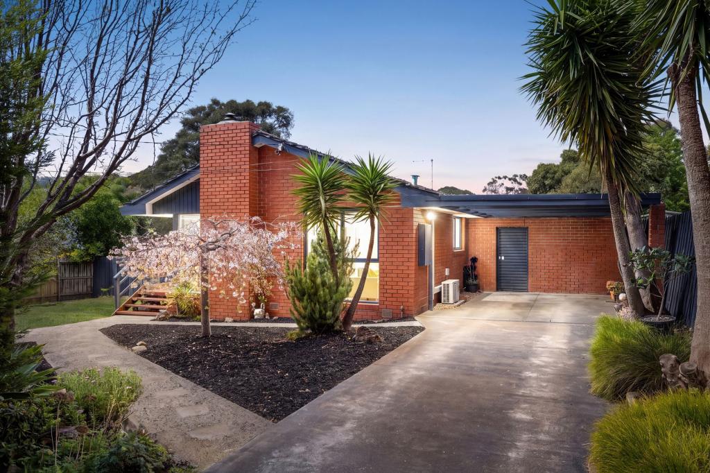 6 Chalmers Gr, Upper Ferntree Gully, VIC 3156