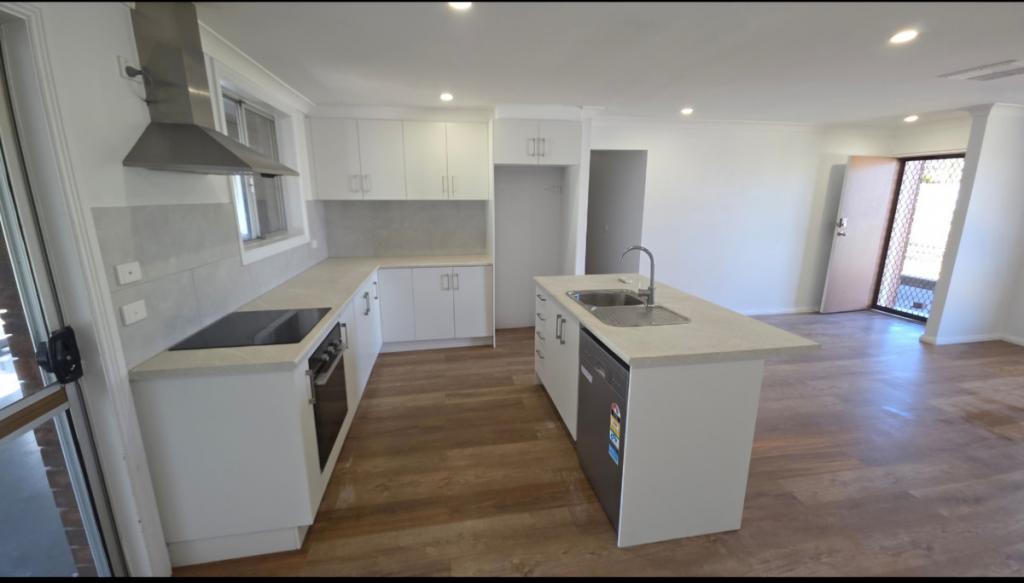 28 Stewart St, Cowra, NSW 2794