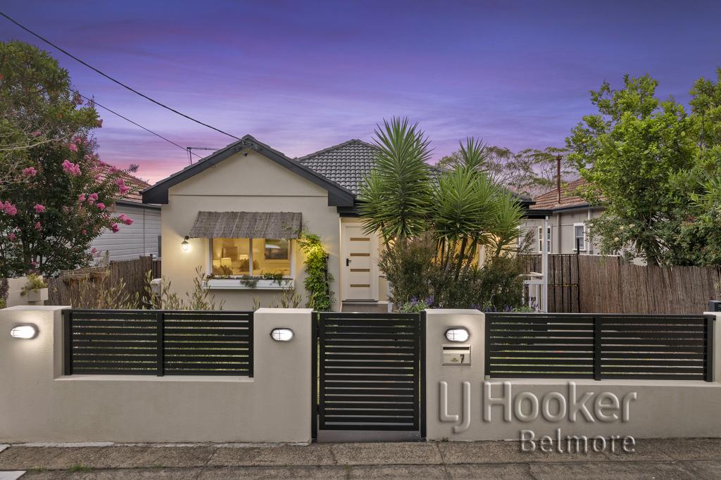 7 Eva St, Roselands, NSW 2196