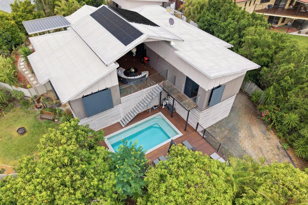 2 Laceflower Cres, Eatons Hill, QLD 4037