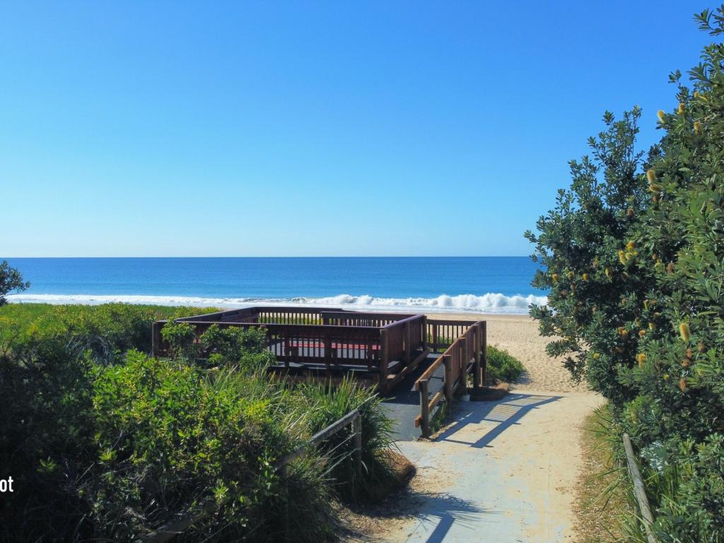 2 Anniversary Dr, Diamond Beach, NSW 2430