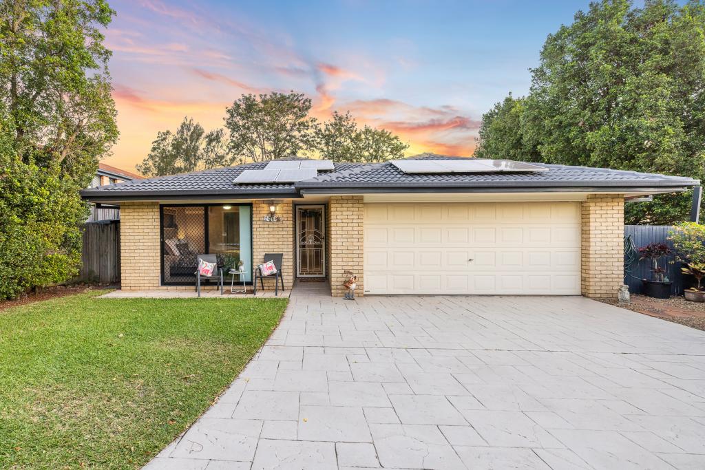 11 Crown Pl, Carindale, QLD 4152