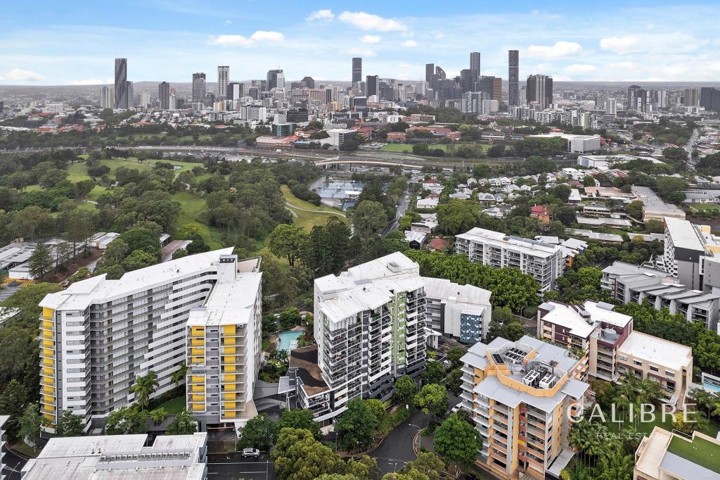 72 Victoria Park Rd, Kelvin Grove, QLD 4059