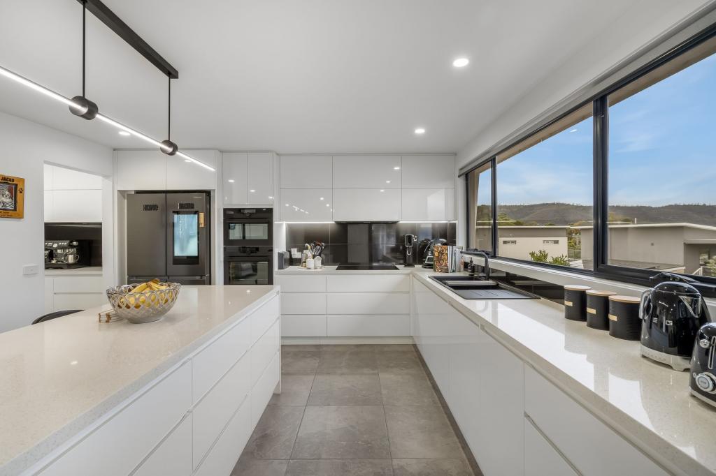 58 Gordons Hill Rd, Lindisfarne, TAS 7015