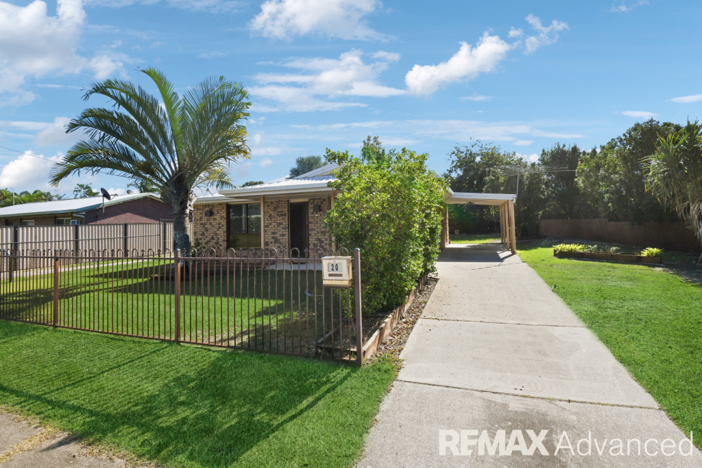 20 Moatah Dr, Beachmere, QLD 4510