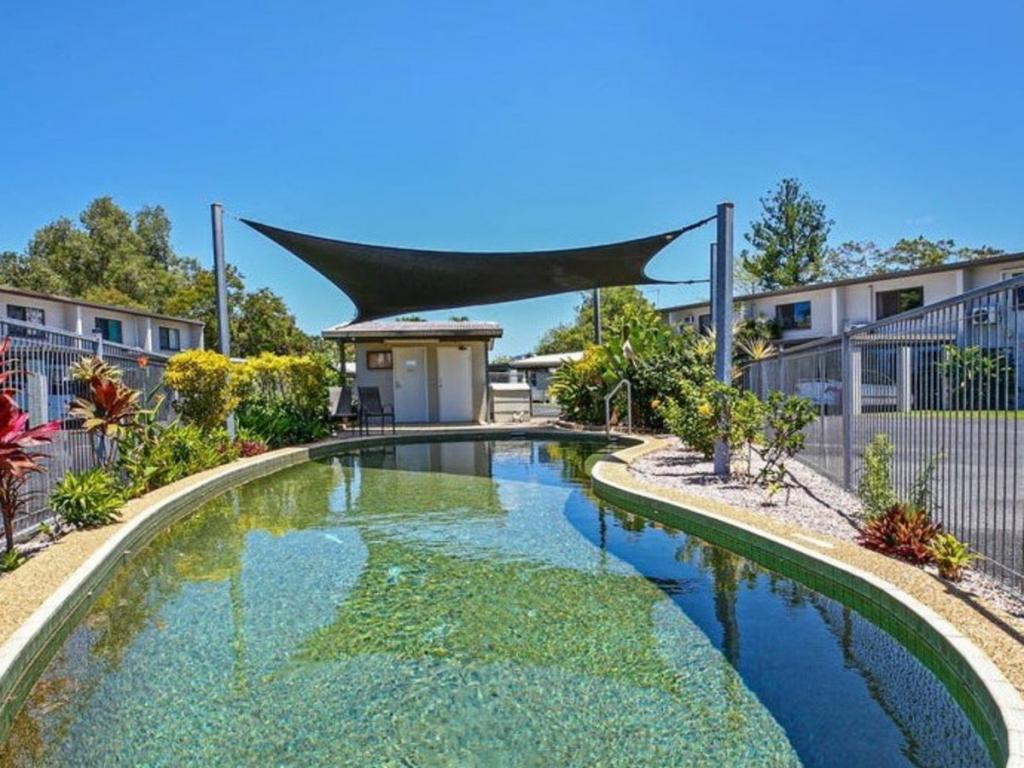 27/108-110 Mayers St, Manunda, QLD 4870