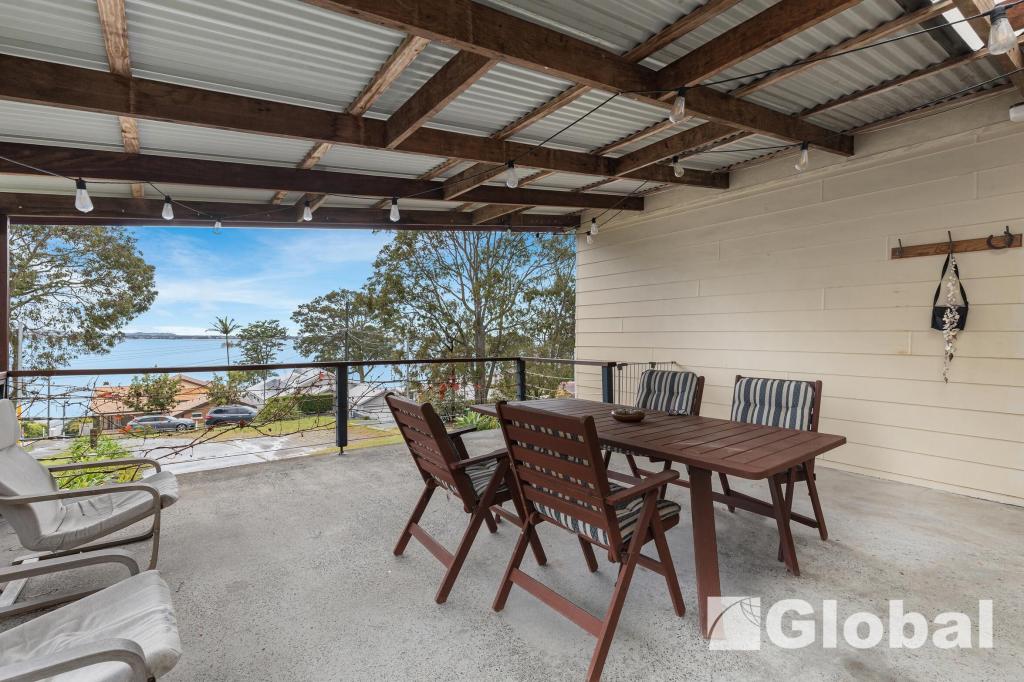 241 Skye Point Rd, Coal Point, NSW 2283