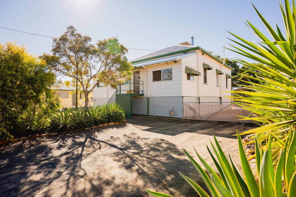 78 Hawthorne St, Roma, QLD 4455