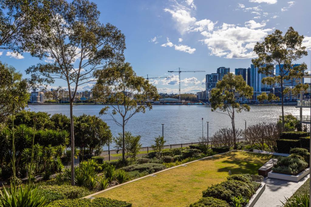 303/16 SHORELINE DR, RHODES, NSW 2138