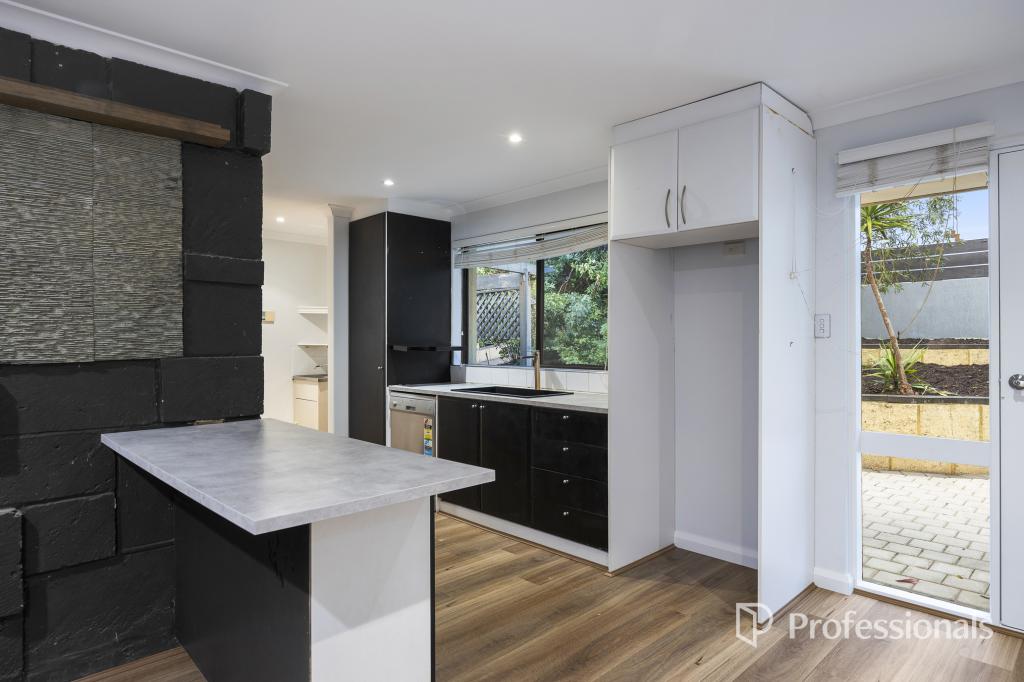 89 Lagoon Dr, Yanchep, WA 6035