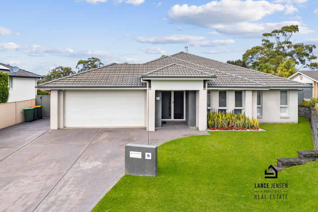 11 Dianella St, Floraville, NSW 2280