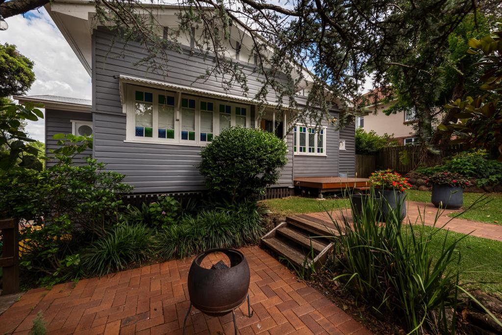 75 Curzon St, East Toowoomba, QLD 4350